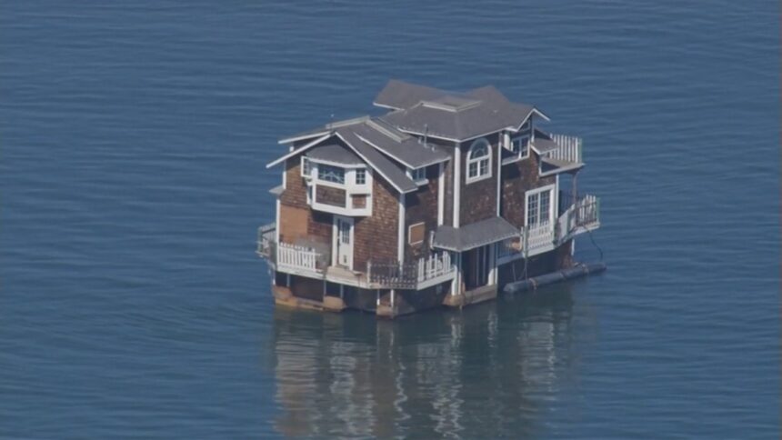 Floating House