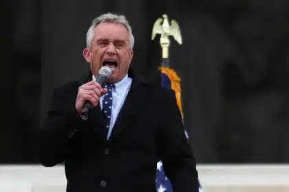 Worm Ate US Presidential Candidate's Brain!