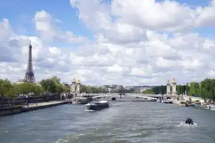 Parisians Threaten Poo Protest Against Olympic River Cleanup Costs